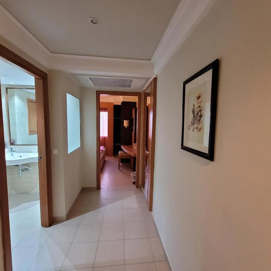 Hotel Tiba Tunis 3*,