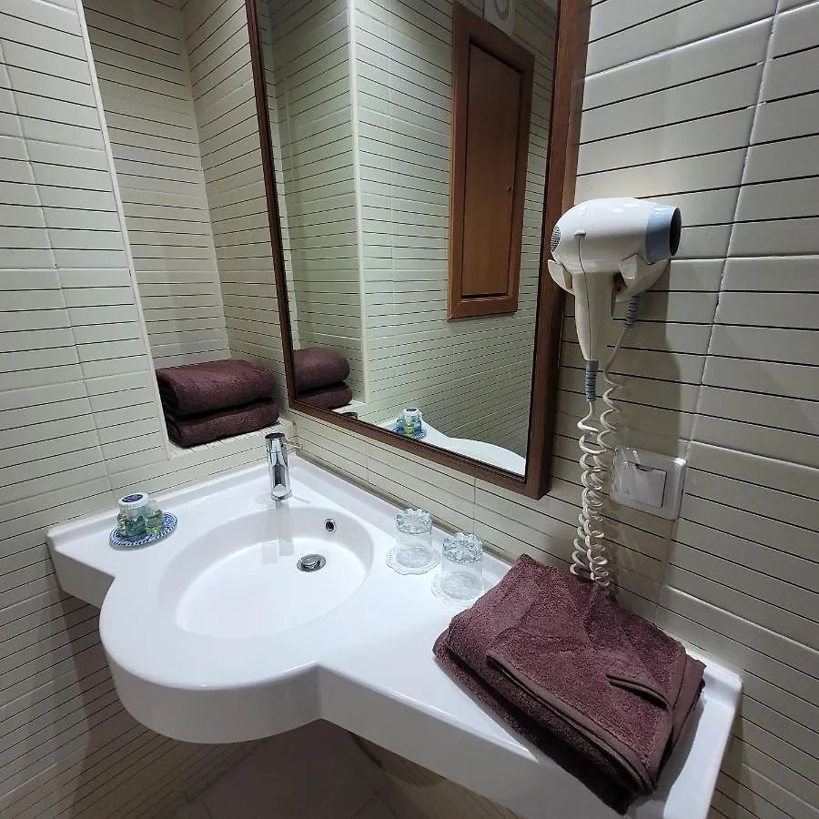 Hotel Tiba Tunis